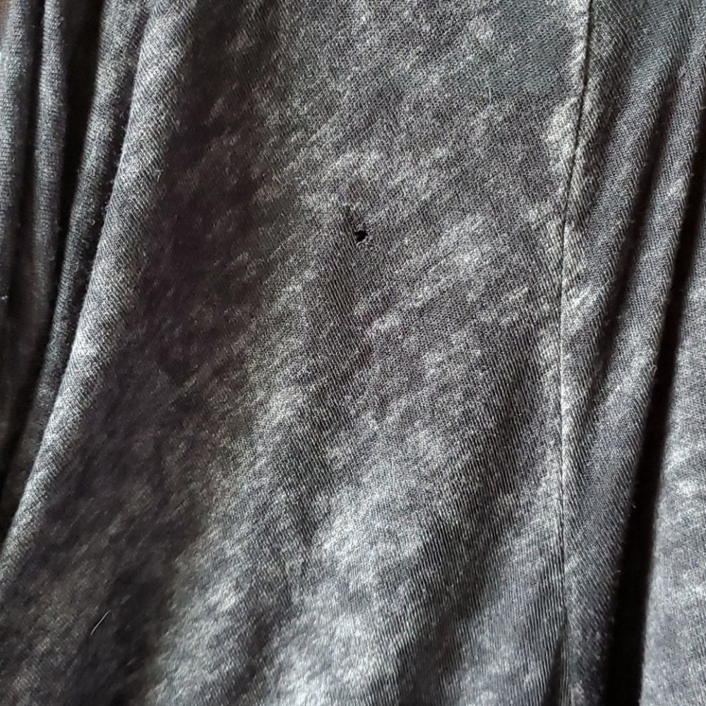 🛍 Distressed top 🖤 - Picture 4 of 5